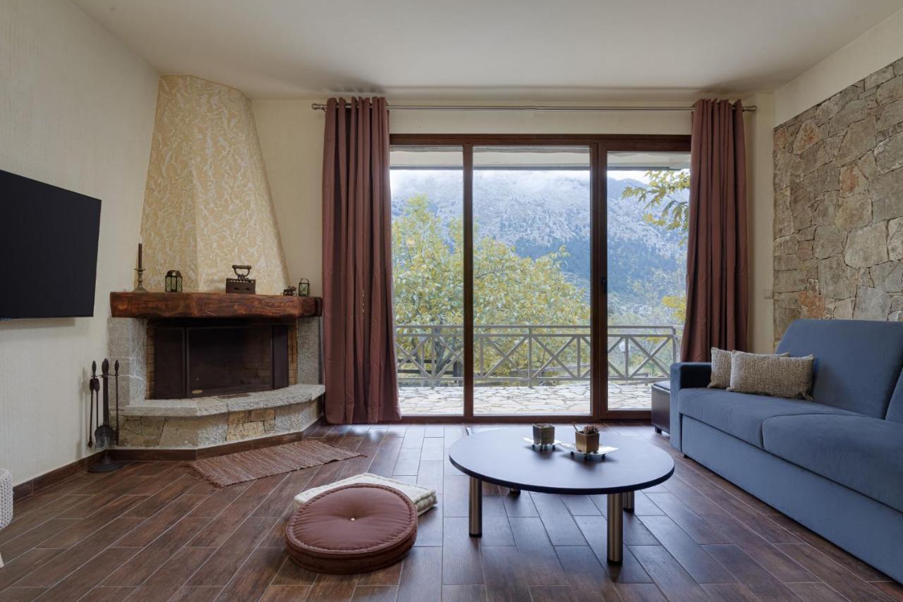 Parnassus Dreamwood Chalet Eptalofos Luaran gambar